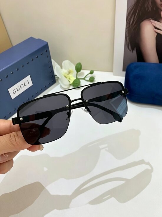 D .I O  r Classic Square Metal Sunglasses UV Protection